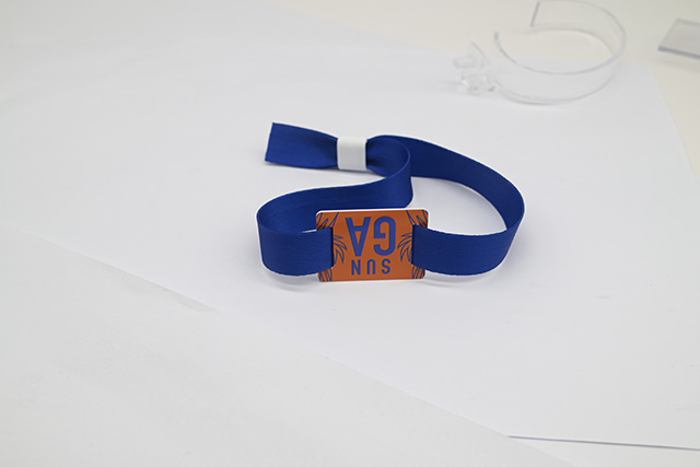 代表證照片要求? 代表證照片要求?